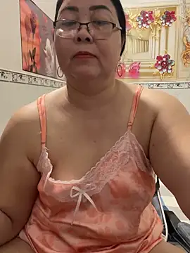 Snapshot of NDith chatting on 25, 4, 2026 NDith online show from 25, 4, 2026