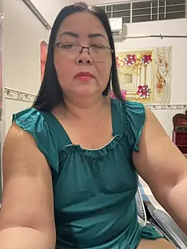 Snapshot of NDith chatting on 30, 4, 2026 NDith online show from 30, 4, 2026