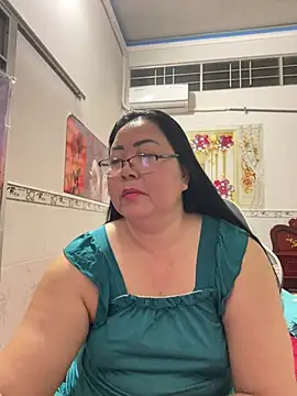 Snapshot of NDith chatting on 18, 5, 2026 NDith online show from 18, 5, 2026