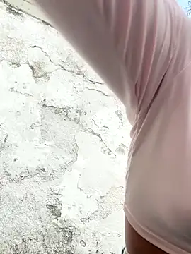 Snapshot of NAUGHTY_LITTLE_18 chatting on 15, 10, 2025 NAUGHTY LITTLE 18 online show from 15, 10, 2025