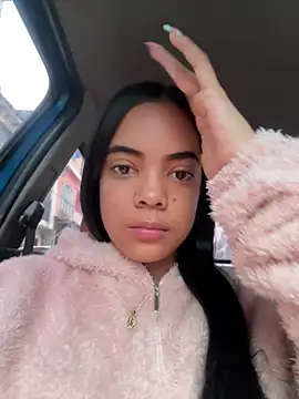 Snapshot of NAUGHTY_LITTLE_18 chatting on 1, 2, 2026 NAUGHTY LITTLE 18 online show from 1, 2, 2026