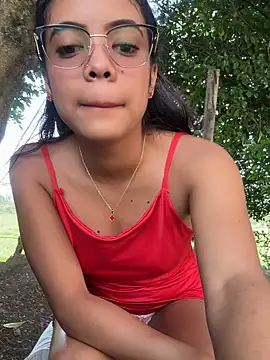 Snapshot of NAUGHTY_LITTLE_18 chatting on 4, 3, 2026 NAUGHTY LITTLE 18 online show from 4, 3, 2026