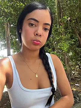 Snapshot of NAUGHTY_LITTLE_18 chatting on 25, 3, 2026 NAUGHTY LITTLE 18 online show from 25, 3, 2026