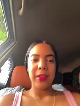 Snapshot of NAUGHTY_LITTLE_18 chatting on 28, 4, 2026 NAUGHTY LITTLE 18 online show from 28, 4, 2026