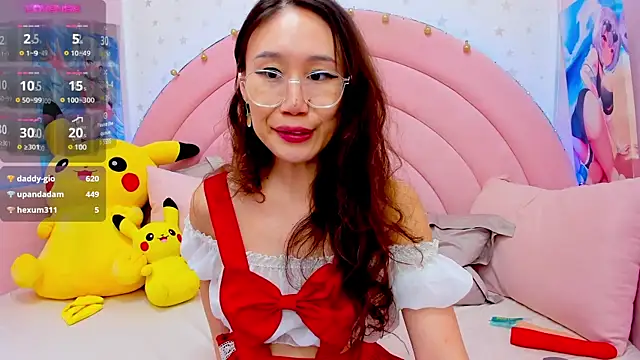 Nao  Chan  online show from 7, 2, 2025