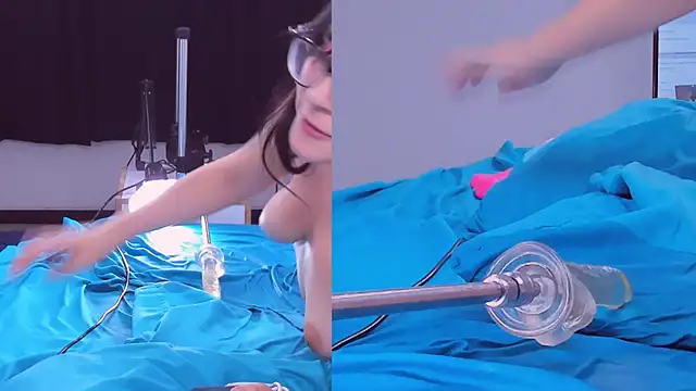 Kinky Cloe online show from 12, 12, 2024