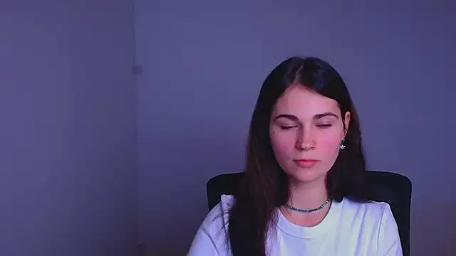 Snapshot of Loon_Amore chatting on 17, 12, 2024 Loon Amore online show from 17, 12, 2024