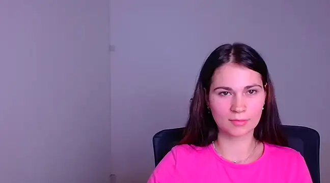 Snapshot of Loon_Amore chatting on 4, 1, 2025 Loon Amore online show from 4, 1, 2025