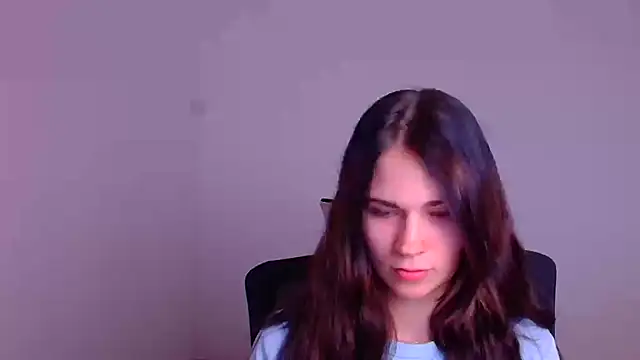 Snapshot of Loon_Amore chatting on 7, 1, 2025 Loon Amore online show from 7, 1, 2025