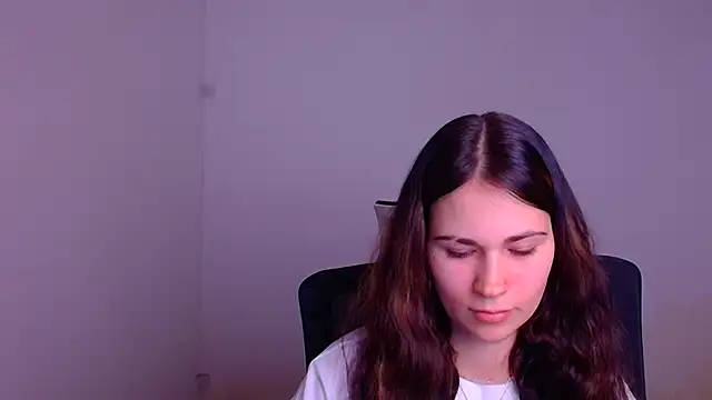 Snapshot of Loon_Amore chatting on 10, 1, 2025 Loon Amore online show from 10, 1, 2025