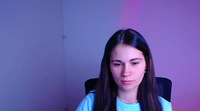 Snapshot of Loon_Amore chatting on 4, 2, 2025 Loon Amore online show from 4, 2, 2025