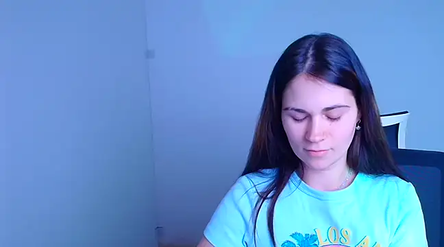 Snapshot of Loon_Amore chatting on 8, 2, 2025 Loon Amore online show from 8, 2, 2025