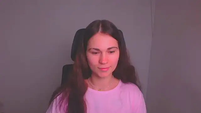 Snapshot of Loon_Amore chatting on 10, 2, 2025 Loon Amore online show from 10, 2, 2025