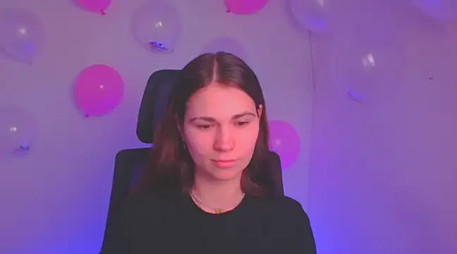 Snapshot of Loon_Amore chatting on 13, 2, 2025 Loon Amore online show from 13, 2, 2025