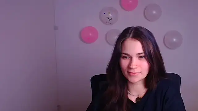 Snapshot of Loon_Amore chatting on 18, 2, 2025 Loon Amore online show from 18, 2, 2025