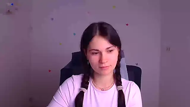 Snapshot of Loon_Amore chatting on 2, 3, 2025 Loon Amore online show from 2, 3, 2025