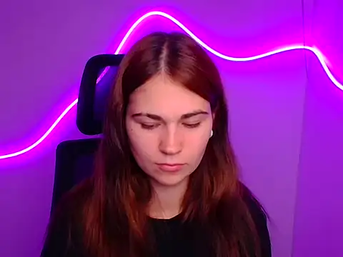 Snapshot of Loon_Amore chatting on 6, 10, 2025 Loon Amore online show from 6, 10, 2025