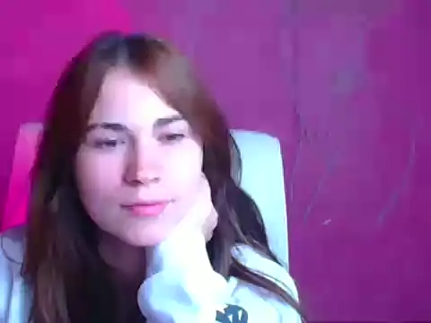 Snapshot of Loon_Amore chatting on 9, 10, 2025 Loon Amore online show from 9, 10, 2025