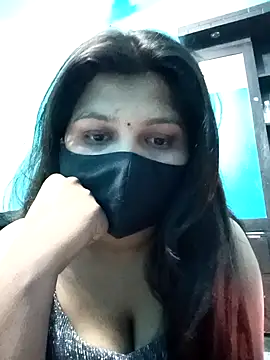 Snapshot of Priya-89 chatting on 18, 12, 2024 Priya-89 online show from 18, 12, 2024