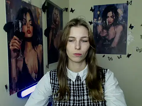 StrangerGi online show from 26, 10, 2025