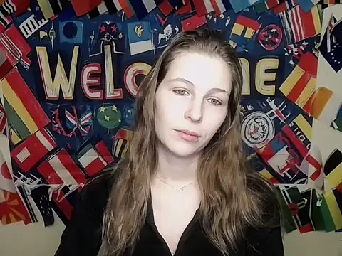 Snapshot of StrangerGi chatting on 7, 2, 2026 StrangerGi online show from 7, 2, 2026