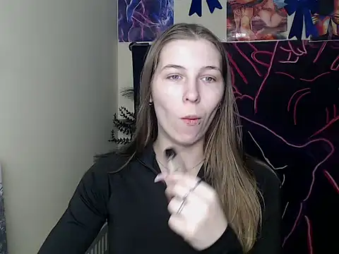 Snapshot of StrangerGi chatting on 4, 3, 2026 StrangerGi online show from 4, 3, 2026