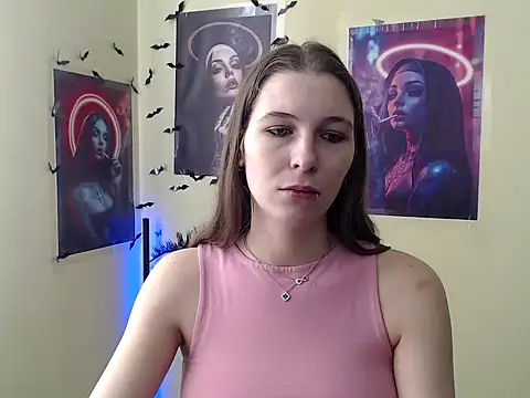 Snapshot of StrangerGi chatting on 8, 3, 2026 StrangerGi online show from 8, 3, 2026