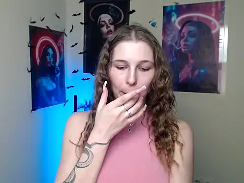 Snapshot of StrangerGi chatting on 11, 3, 2026 StrangerGi online show from 11, 3, 2026