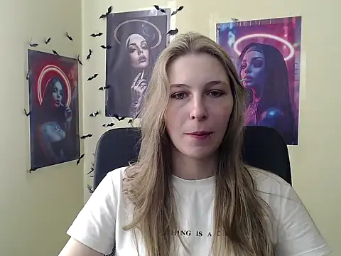 Snapshot of StrangerGi chatting on 2, 4, 2026 StrangerGi online show from 2, 4, 2026