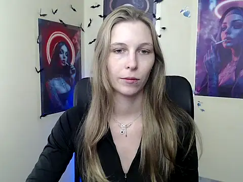 Snapshot of StrangerGi chatting on 24, 4, 2026 StrangerGi online show from 24, 4, 2026