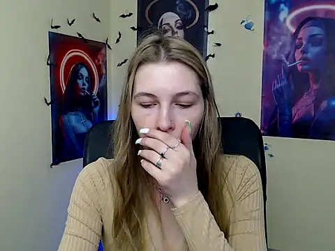 Snapshot of StrangerGi chatting on 25, 4, 2026 StrangerGi online show from 25, 4, 2026