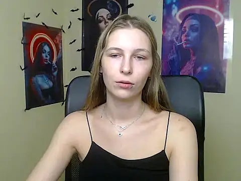 Snapshot of StrangerGi chatting on 28, 5, 2026 StrangerGi online show from 28, 5, 2026