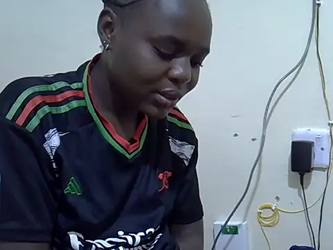 Snapshot of dirtyshowgirl chatting on 9, 3, 2026 dirtyshowgirl online show from 9, 3, 2026