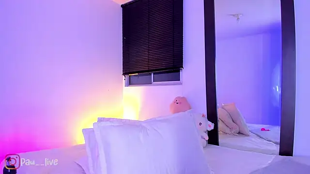 Snapshot of pau_live chatting on 19, 3, 2026 pau live online show from 19, 3, 2026