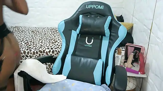 Mendoza Amaranata online show from 11, 1, 2025