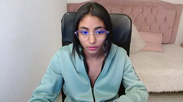 shaneelle online show from 4, 2, 2025