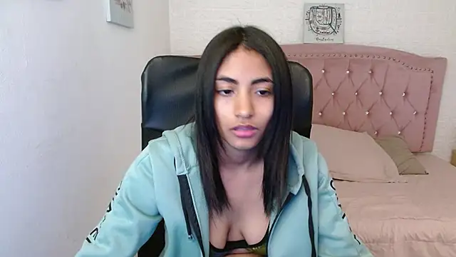 shaneelle online show from 17, 2, 2025