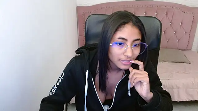 shaneelle online show from 28, 2, 2025