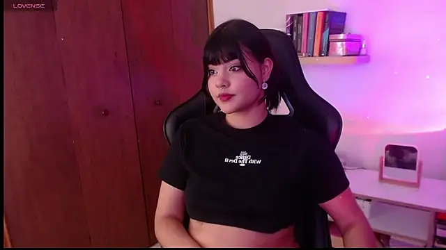 SusyAlvarez online show from 27, 11, 2025