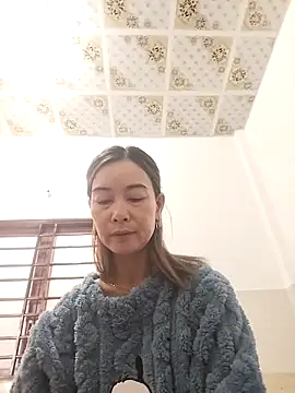 Sexy-ladyboobs20 online show from 20, 12, 2025