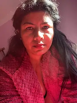 katymojadit online show from 17, 1, 2025