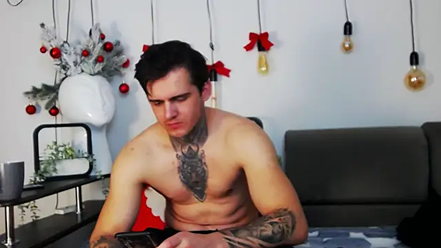 Snapshot of CarterCole chatting on 28, 12, 2024 CarterCole online show from 28, 12, 2024