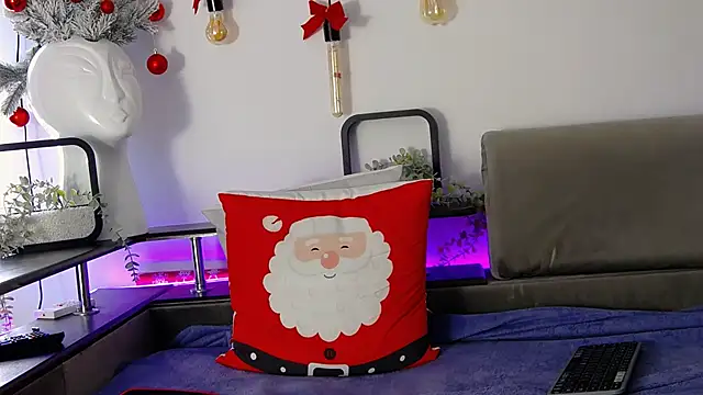 Snapshot of CarterCole chatting on 5, 1, 2025 CarterCole online show from 5, 1, 2025