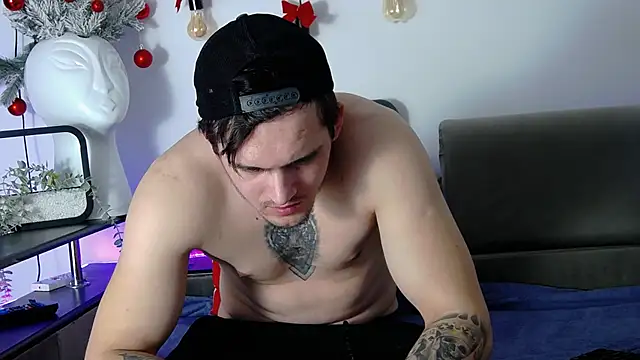 Snapshot of CarterCole chatting on 5, 1, 2025 CarterCole online show from 5, 1, 2025