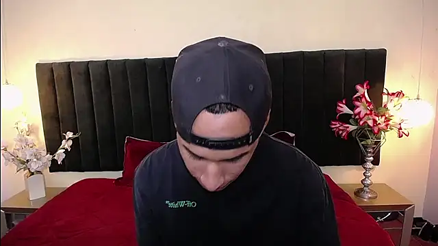 soft attraction online show from 14, 11, 2025