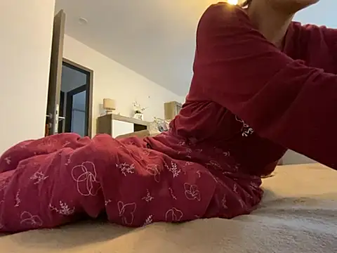 Marilou1983 online show from 19, 5, 2026
