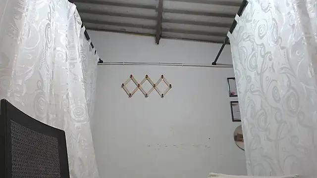 Snapshot of mia_donatto369 chatting on 15, 5, 2026 mia donatto369 online show from 15, 5, 2026