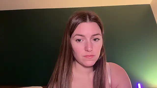 Snapshot of urwetdreamDDD chatting on 21, 1, 2025 urwetdreamDDD online show from 21, 1, 2025