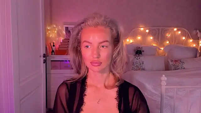 aestetick online show from 17, 11, 2025