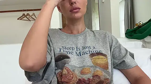 aestetick online show from 26, 11, 2025